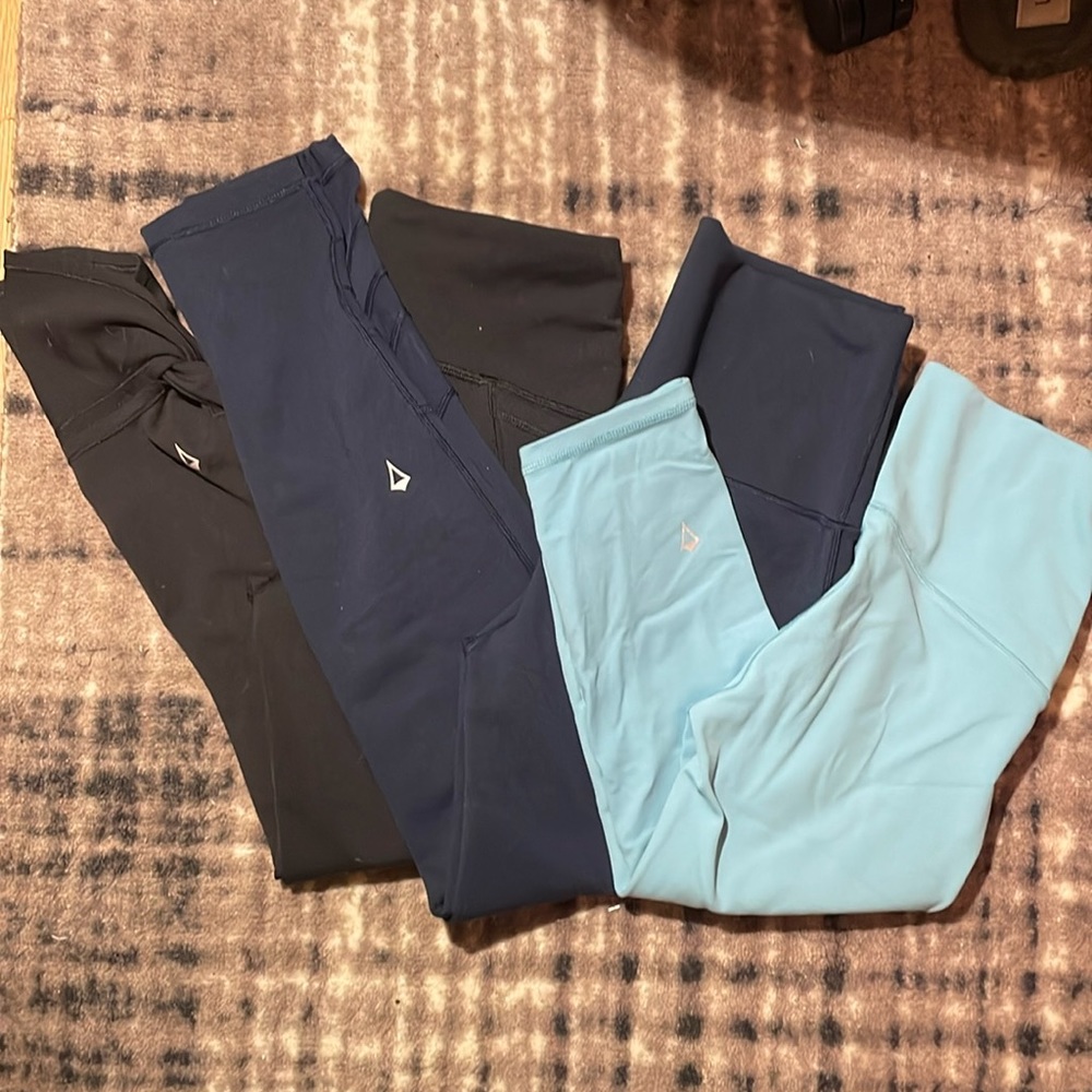 3 Pairs Ivivva leggings